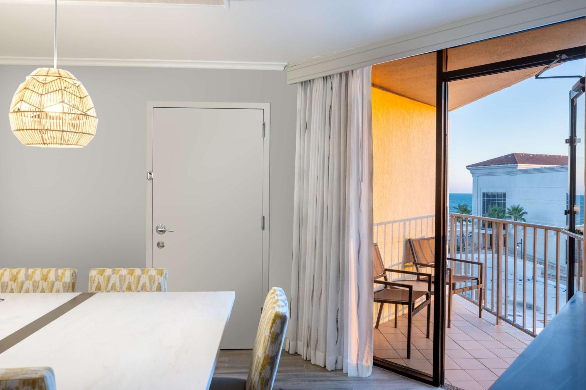Hilton Galveston Island Resort Exterior photo